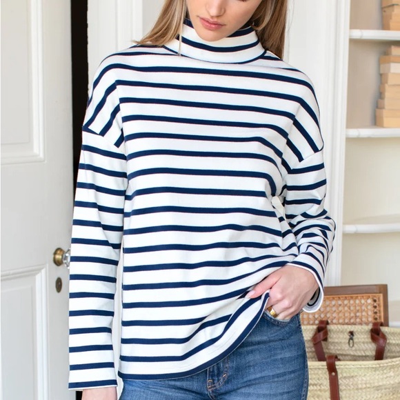 NEW Emerson Fry Edie Top - Picture 4 of 6